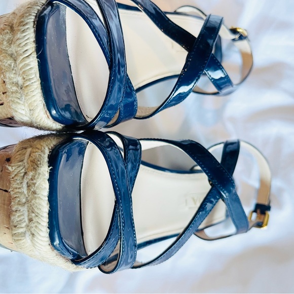 Prada - Picture 4 of 10